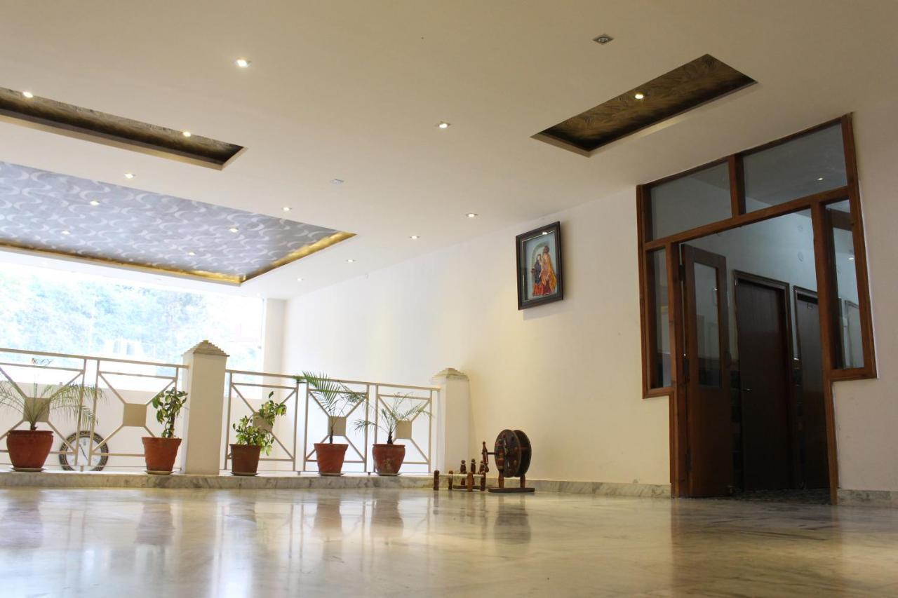 Hotel Vatika - The Riverside Resort Dharamsala Zewnętrze zdjęcie